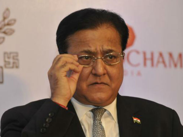 నష్టాల నుంచి కాస్త లాభాల్లోకి...