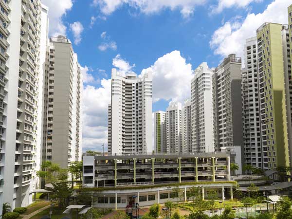 పశ్చిమలో అధికం.. తూర్పువైపు దృష్టి