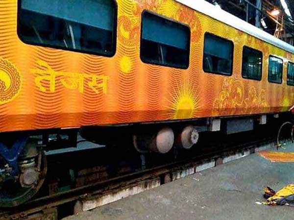 తేజాస్ ఎక్స్‌ప్రెస్ రైలు