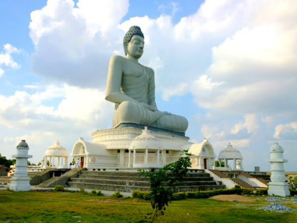 అమరావతిలో కోట్లు పలికితే రూ.5 లక్షల వ్యాల్యు