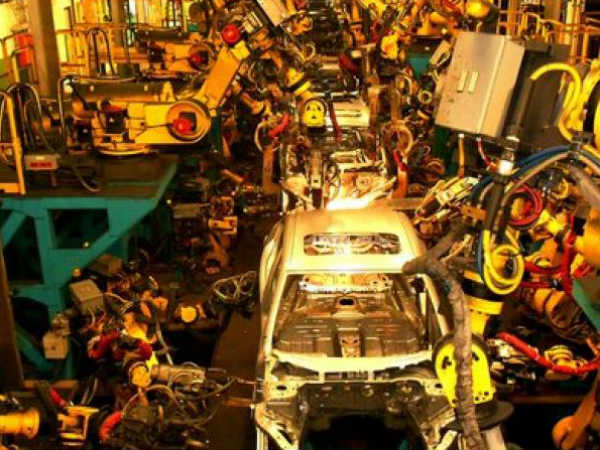 15,000 ఉద్యోగాలు కట్