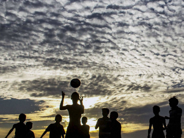 బంగారు భవిష్యత్ ... 