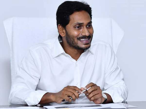 స్థానికులకు అవకాశాలు
