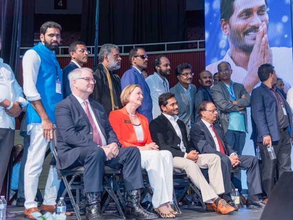 వైసీపీ గెలుపులో అమెరికా తెలుగు కమ్యూనిటీ...