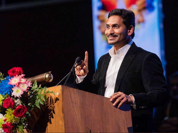 ప్రపంచబ్యాంకు ప్రతినిధులతో భేటీ