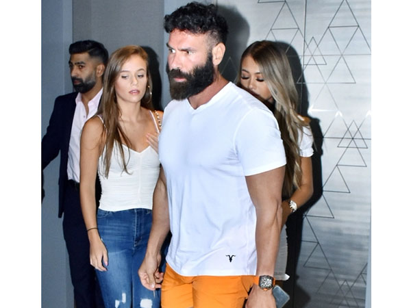 ఊహించని దాని కంటే ఖరీదైనది.. కారు కొంటేనే..