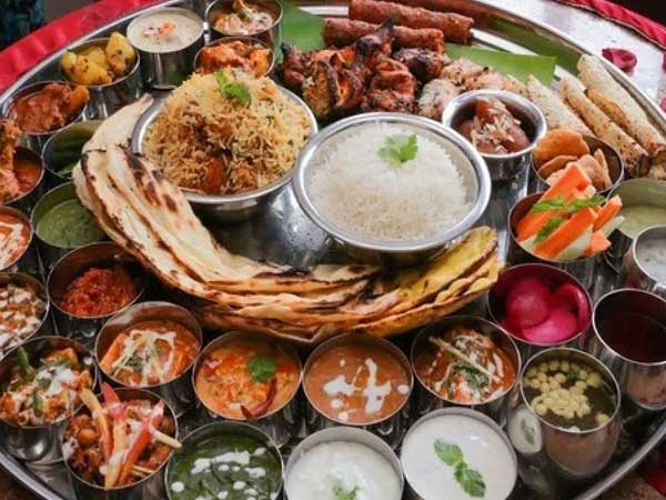 ఏపీ, తెలంగాణల నుంచి బిర్యానీ, గోంగూర పచ్చడి