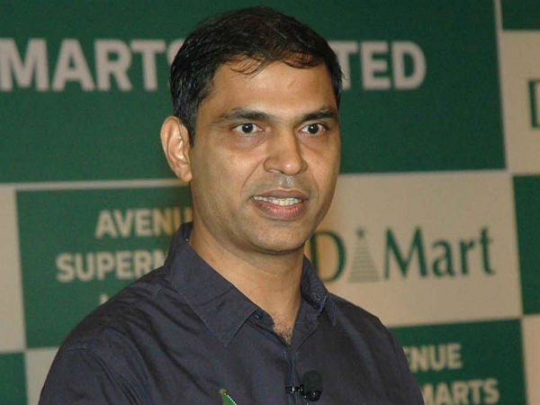 ఇగ్నాటియస్ నెవిల్ నరోన్హా : 2,200 కోట్లు