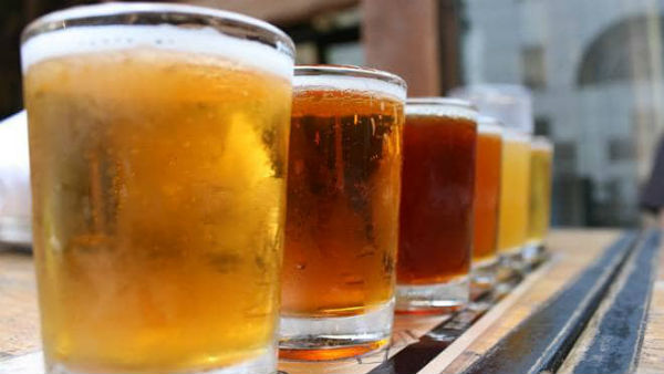 లిక్కర్ పైన ధర ఎంత పెరిగిందంటే...