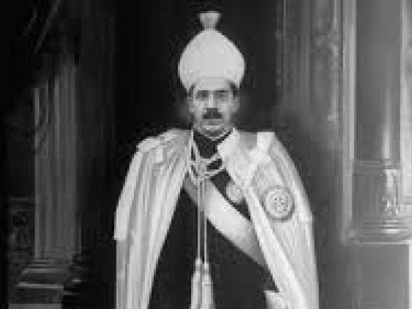 నాటికి పసిబాలుడు.. నేడు 80 ఏళ్లు