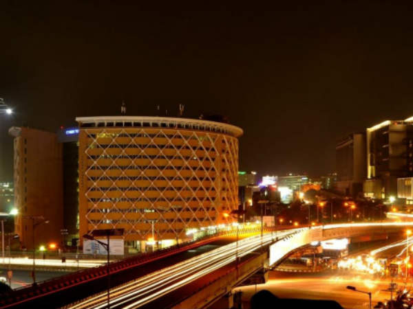 హైదరాబాద్‌లోనే ఎందుకంటే...?