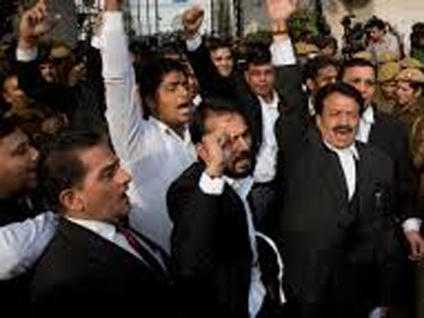 ఆన్‌లైన్ దరఖాస్తుల ఆహ్వనం.. ఇతర వివరాలు