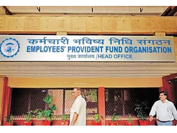 పెన్షన్ వయో పరిమితి పెంచితే...