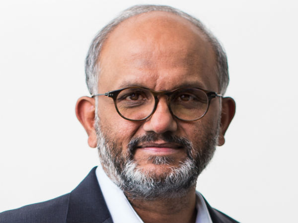 జయశ్రీ ఉల్లాల్ : రూ 9,800 కోట్లు