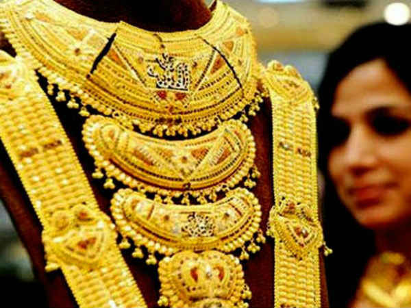 బంగారం ధర తగ్గడానికి పలు కారణాలు