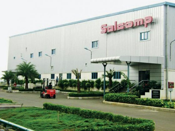 ఛార్జర్లు సరఫరా చేసే కంపెనీతో...