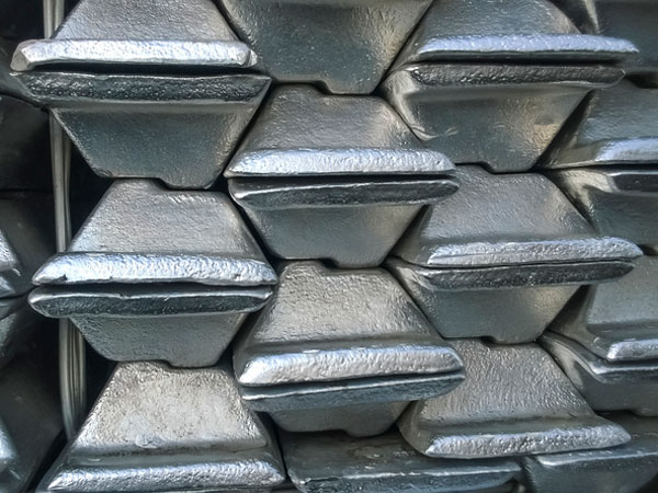 ఎనిమిదేళ్ల క్రితం ...