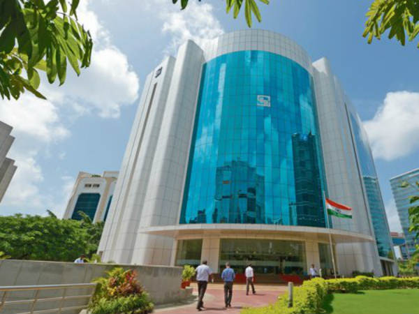 మ్యాట్రిమోని వెబ్‌సైట్ ద్వారా...