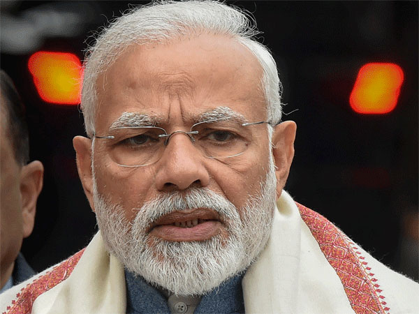 తన అజెండాను హఠాత్తుగా పక్కన పెట్టి.. బ్యాడ్ నేమ్