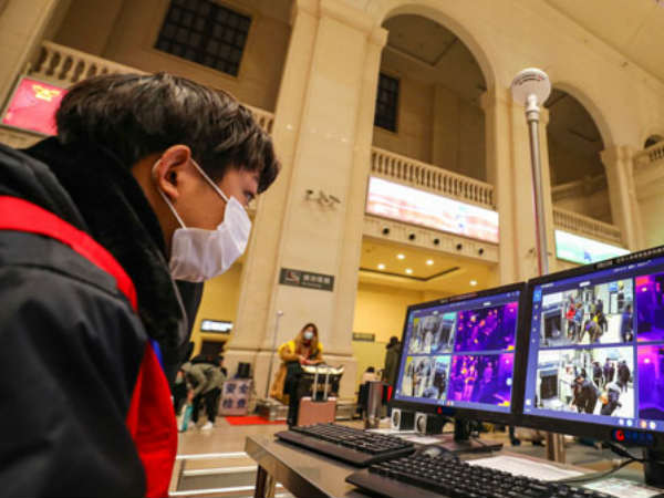 నిర్బంధం.. వర్క్ ఫ్రమ్ హోమ్