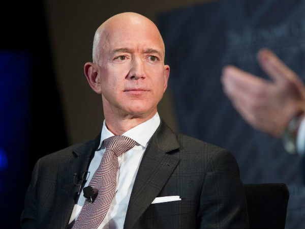 ముకేశ్ అంబానీ, రానా టాటా లతో భేటీ..