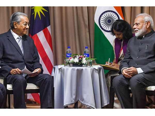 చిన్నవాళ్లం.. ప్రతీకారం తీర్చుకోలేం