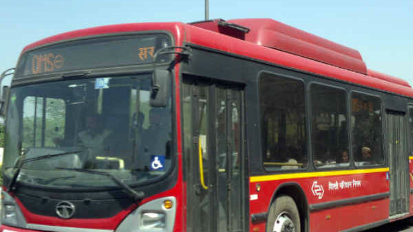 ప్రతి స్టేషన్లో 37 మంది సిబ్బంది, ఓ మినీ బస్సు