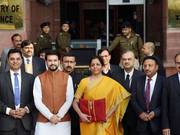 రోడ్లు, రైల్వేలు, పోర్టులు, ఎయిర్ పోర్టులు..