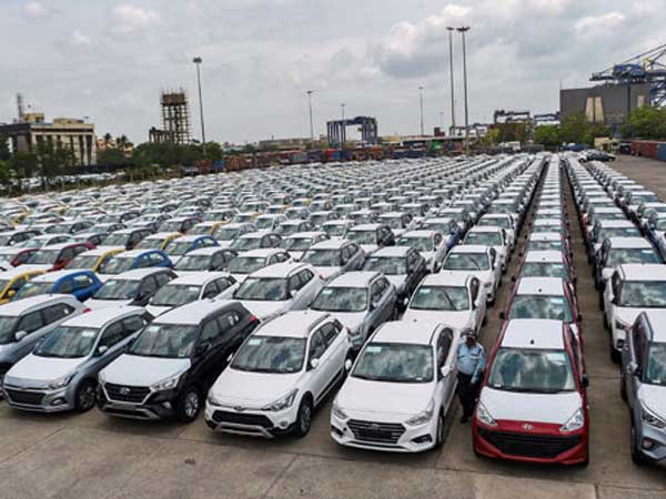 తగ్గిన ఆటో సేల్స్