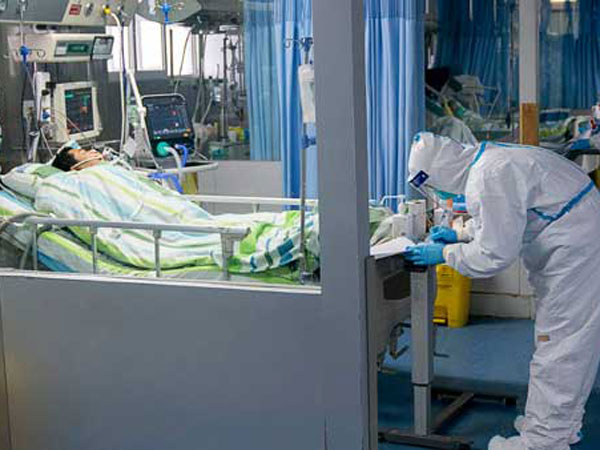 హైదరాబాద్‌లో మాస్క్‌లకు రెక్కలు..