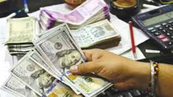 బలపడుతున్న డాలర్