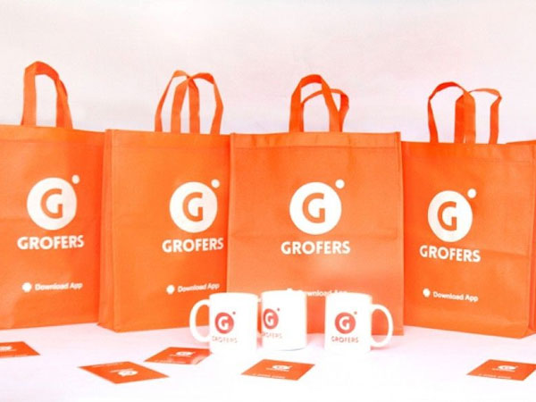 విలీనం దిశగా చర్చలు...