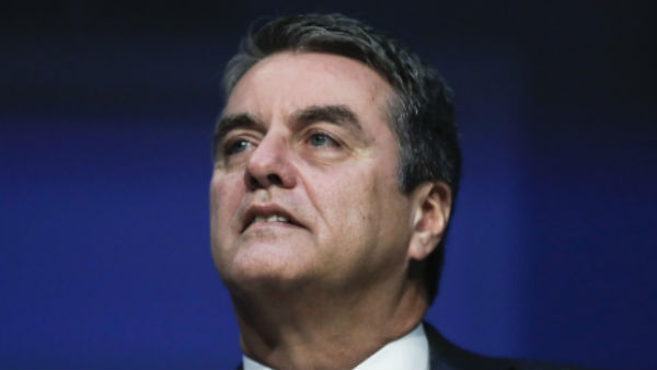 కీలక సమయంలో రాజీనామా