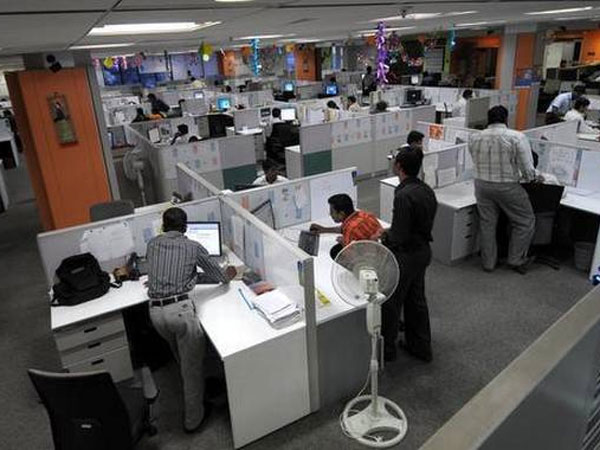 సామాజిక దూరం కోసం 2 మీటర్ల దూరం