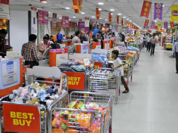  అమెరికాలో సుమారు 25 వేల వరకు వాణిజ్య సముదాయాలు శాశ్వతంగా మూత