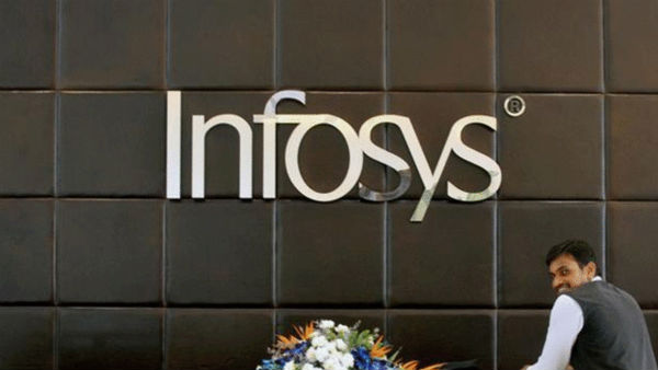 మార్చి నుండి అమెరికాలో చిక్కుకుపోయారు