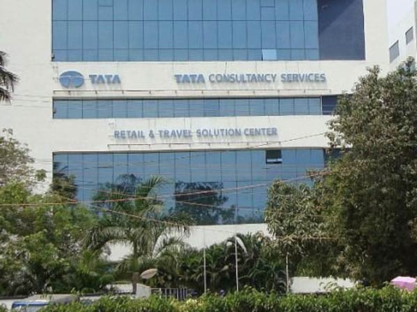 వేతనాల పెంపు.. పనితీరు ఆధారంగా