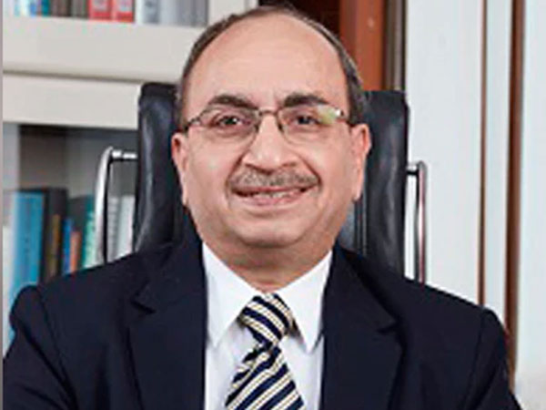 కార్పోరేట్ రంగం జాగ్రత్తగా..