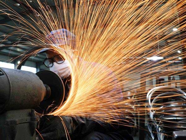 పీఎంఐ జంప్.. దశాబ్దకాలంలో గరిష్టం