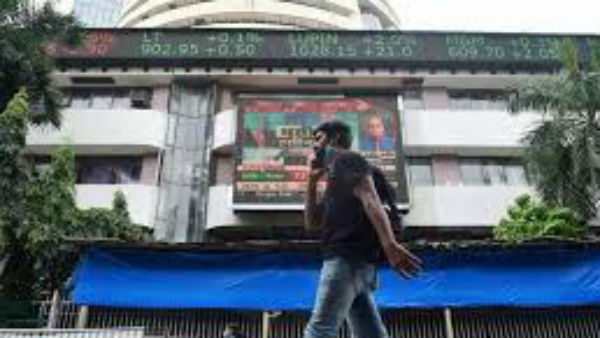 టాప్ 10 కంపెనీలు వరుసగా..