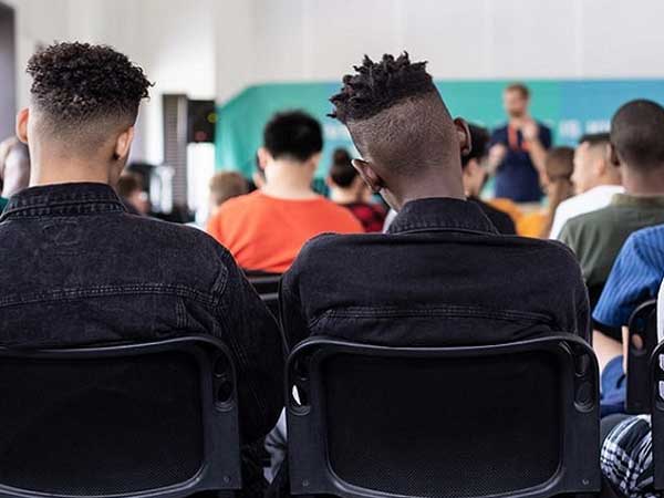 ఈ దేశాల నుండి పెరిగి, ఈ దేశాల నుండి తగ్గింది..