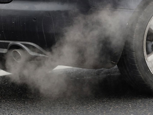 73.6 శాతం పెట్రోల్, డీజిల్ కార్లు