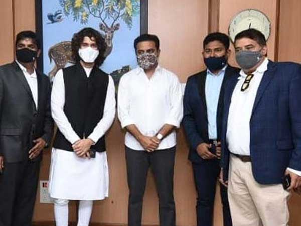 ప్రత్యేక ఛార్జింగ్ కేంద్రం