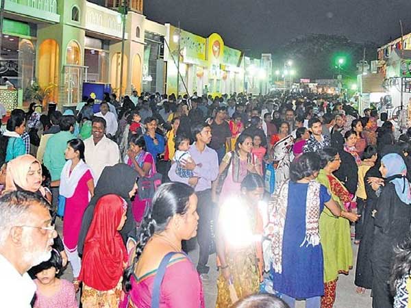 15,00 స్టాల్స్ తో అతి పెద్ద ఎగ్జిబిషన్ .. 20 వేల మందికి ఉపాధి