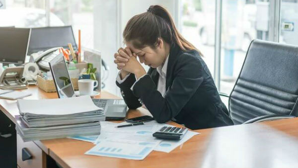 ఆదాయం 10 శాతం డౌన్