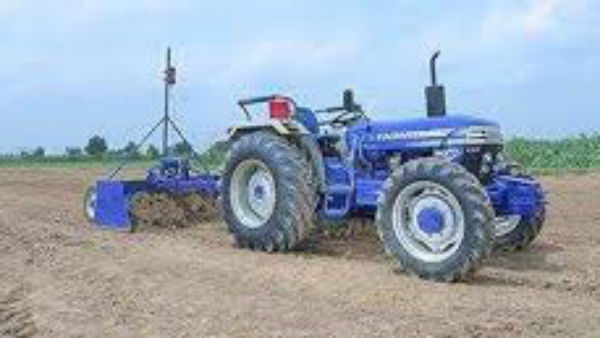 ఎస్కార్ట్, మహీంద్రా సేల్స్