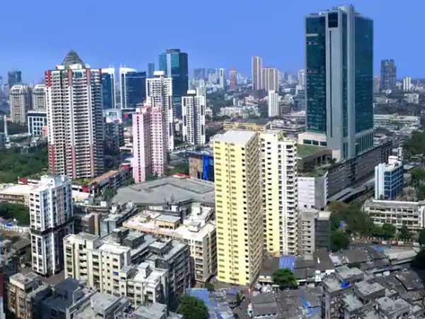 మొత్తం 10 కోట్ల రూపాయలకు పైగా గృహాల విక్రయాలు.. సాధారణ స్థితికి చేరుతున్న అమ్మకాలు మొత్తం 10 కోట్ల రూపాయలకు పైగా గృహాల విక్రయాలు.. సాధారణ స్థితికి చేరుతున్న అమ్మకాలు