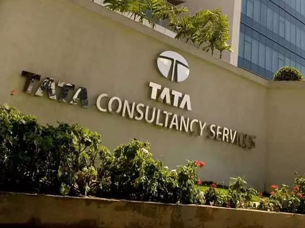 టీసీఎస్ ఆనందం కాసేపు