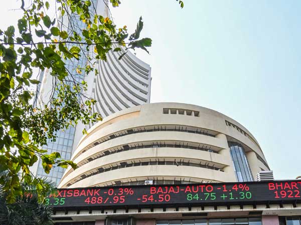 ఫార్మా మినహా అన్నీ జంప్