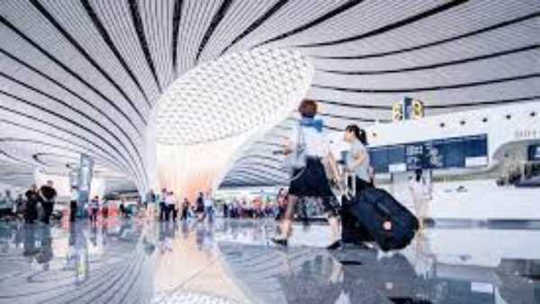 విమానాశ్రయాల్లో ధరల వాత